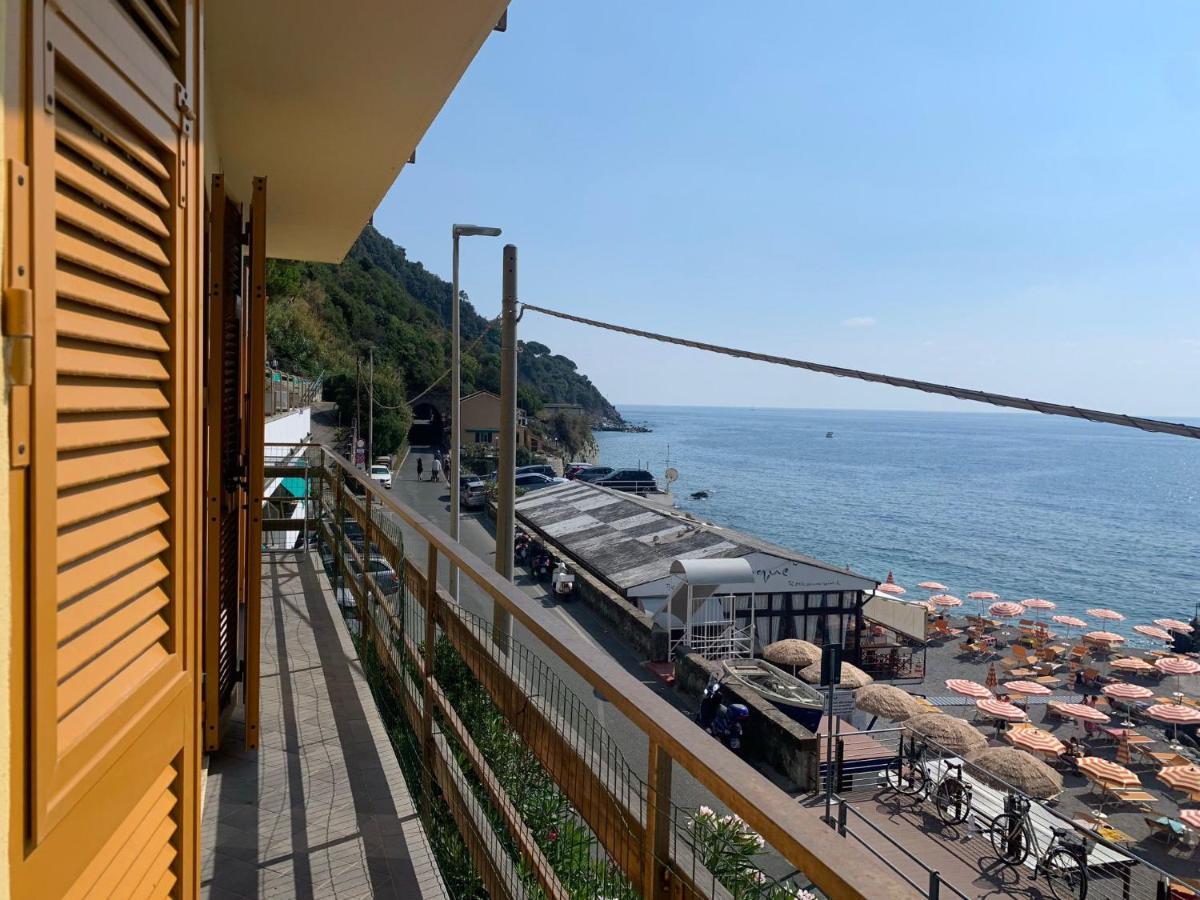M'Illumino D'Immenso - Moneglia Apartments Exterior photo