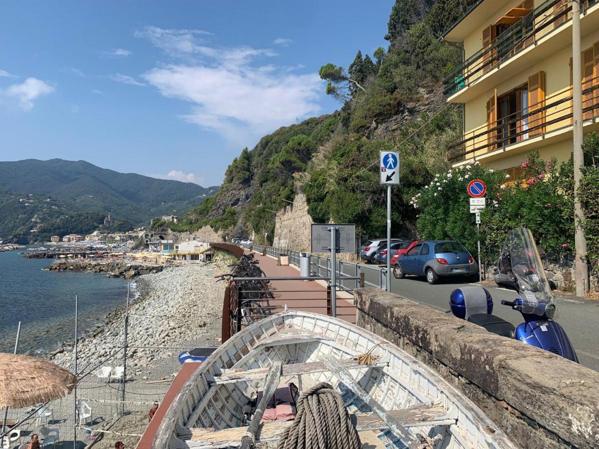 M'Illumino D'Immenso - Moneglia Apartments Exterior photo